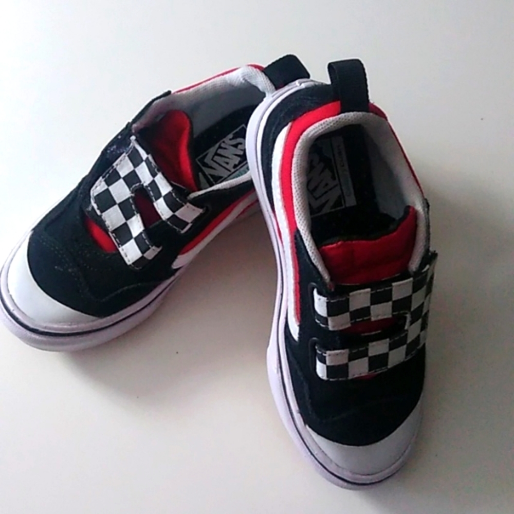 Child Size 11 Vans Unisex Comfy Cush Checker Board Slip-on Sneaker